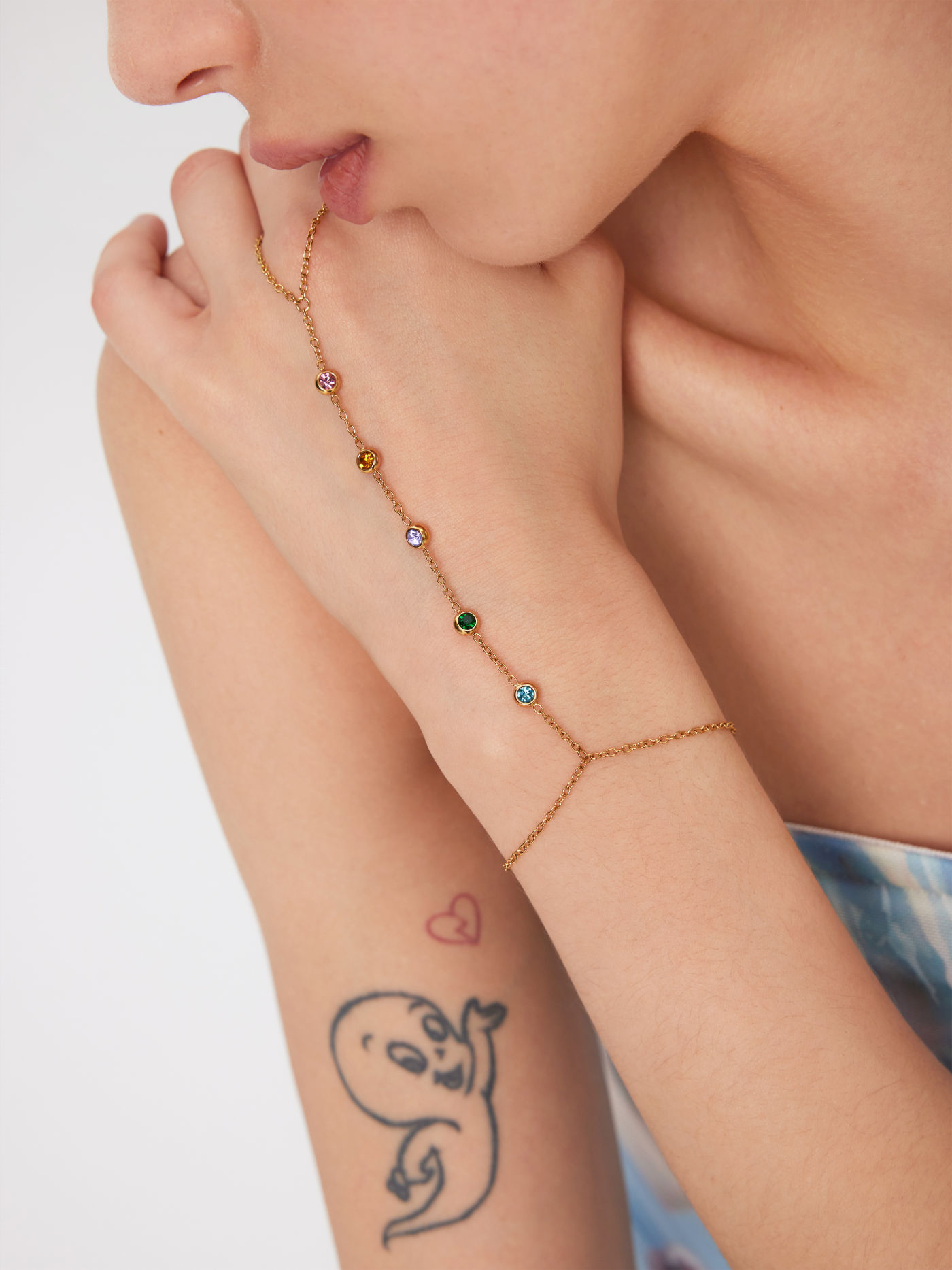 1736158482000-d4wiXm Colorful Crystal Hand Chain Bracelet β Elegant Finger Link Jewelry β¨π - Image 1