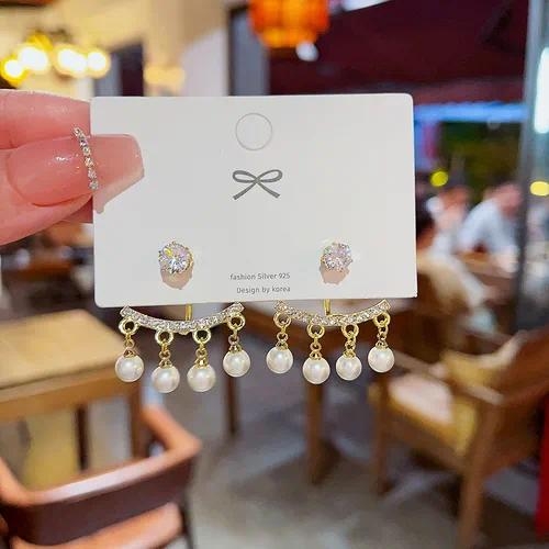 🤍 Pearl Cascade Dangle Earrings – Silver Needle