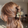 Daisy Bloom Claw Clip – Elegant Floral Hair Clutcher for Everyday & Festive Styles 🌼✨🌿 - Image 3
