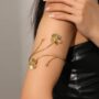 🌸 Golden Petal Arm Cuff – Elegant Floral Statement Arm Bracelet ✨ - Image 2